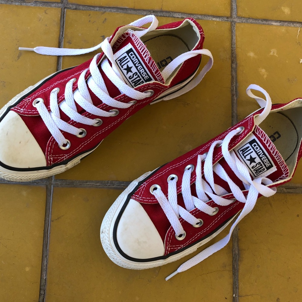 Red Converse All Stars Women’s 6.5